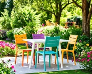Esszimmerstühle von Fermob: Wetterfest und farbenfroh