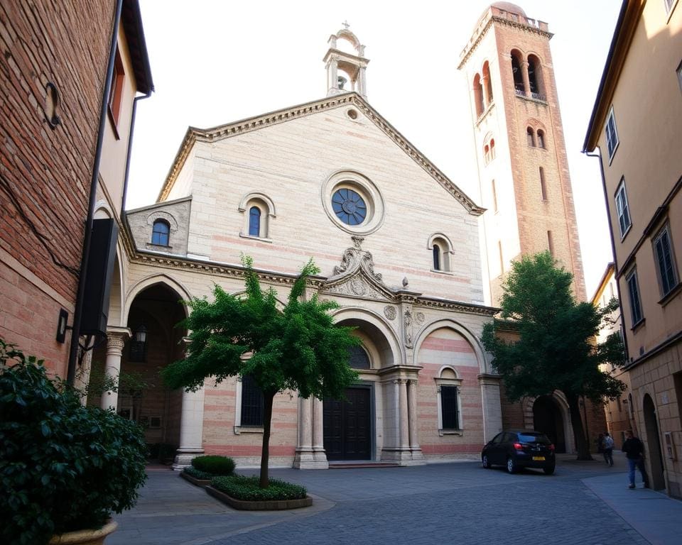 Architektur der Romanischen Kirchen in Siena